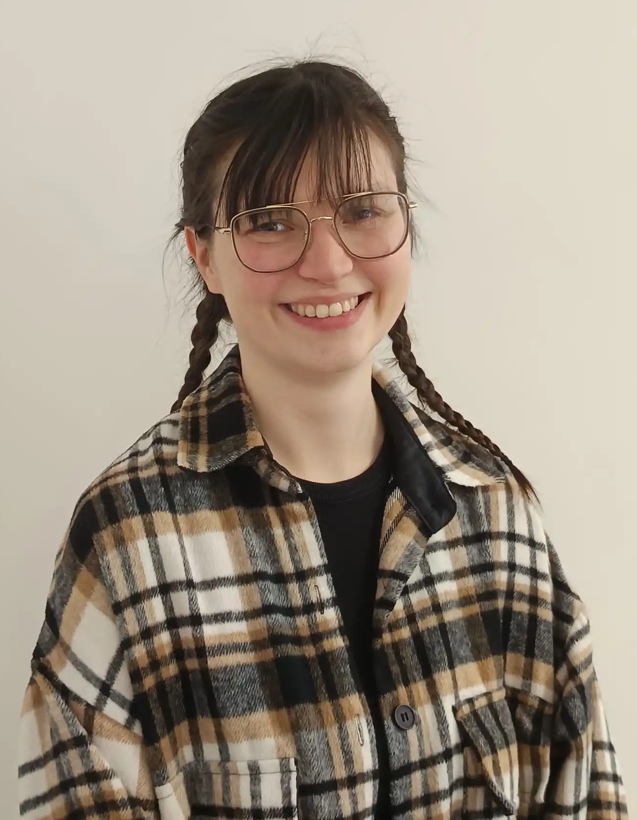 Tessa Portrait cut